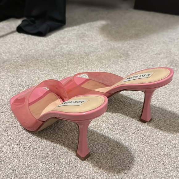 Steve Madden Pink Heels - Picture 3 of 3